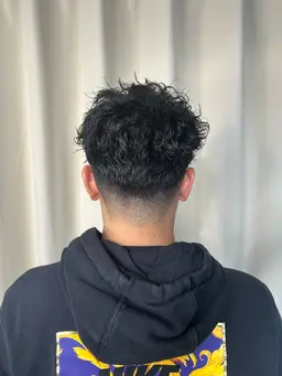 【👨‍🦱Trendパーマ🎯メンズCut】💇‍♂️カット＋人気パーマ3種🌪️スパイラル ✨ツイスト 🌊波巻き