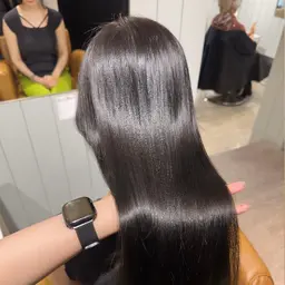 【 艶髪にしたい方必見👀🍀 】今話題✨️酸性矯正+カラー+ 𝐀𝐮𝐣𝐮𝐚トリートメント+ケアプロ 🫧