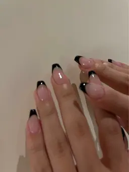 フレンチネイル　(べースカラー込み)
