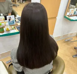 【🫧✨️髪質改善ケアカラー✨️🫧】カラー剤の効果で毛髪の奥深くまでトリートメント成分を届ける髪質改善カラー