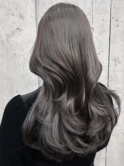 【期間限定1人】ナチュラルファッションカラー‼️5000円→3300円トリートメント付き！