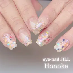 デザイン持ち込みOK❣️4本アート💅🏻新規オフ無料
