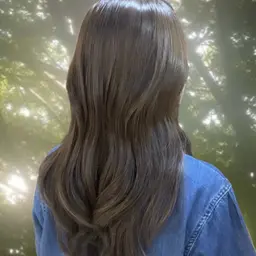 白髪染めカラー‪🤎👩 根元までしっかり丁寧にカラーリングします✨️