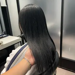 【✨️新規限定✨️】カット➕縮毛矯正➕集中補修トリートメント➕炭酸スパ