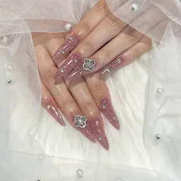 Jr⚠️ご来店までに持ち込み画像送信必須⚠️オフ有りチップ長さ出し90分持ち込みデザイン