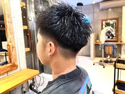 【新規限定】メンズカット+ヘッドスパ(10分)+眉カット￥4900+指名料(¥500)