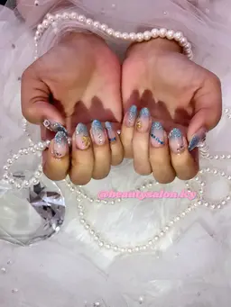 ラメグラデーションネイル💅✨ (オフあり)