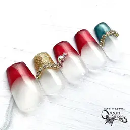 💗オフなし💗【初回】キラッキラ✨10本フレンチデザインネイル