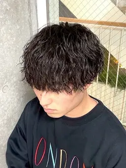 人気No.1【🫧新規メンズ限定🫧】カット＋ツイストスパイラルパーマ(前処理剤付き)＋ダメージケアトリートメント⟡.·
