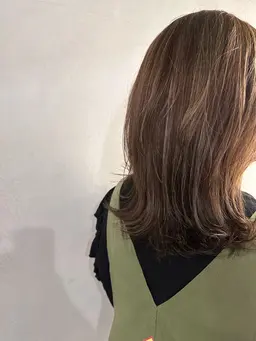 【平日限定🌷】シークレットハイライト＋ケアカラー¥15900→¥11800