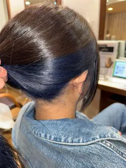 インナーカラー【ケアブリーチ込み】+髪質改善TR✨¥13500