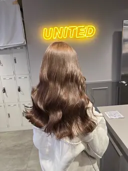 【🩶ミニモ学割限定メニュー🩶】🎀ブリーチなし韓国風ダブルカラー+オリジナルトリートメント🎀