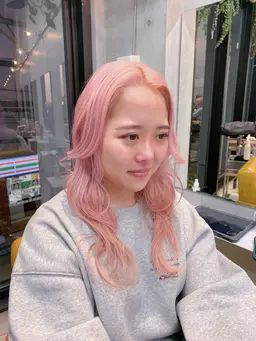 🌟minimo限定価格🌟　　　　　　　　　　　　　🌱ケアブリーチカラー+超音波トリートメント🌱