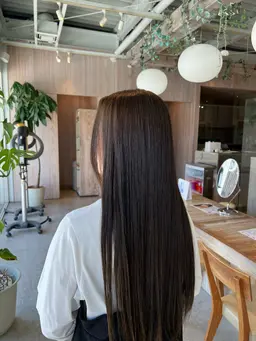 12月限定🐰スリムトリートメント🎀ストレートパーマにAujuaのトリートメント付き！補足説明お読みください🙇‍♀️