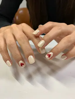 ご新規様🌼 オフなし持ち込みデザイン90分やり放題💛‼︎!(2​〜​4本アート)