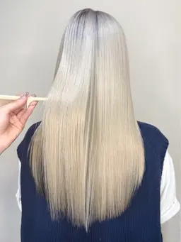 ◸ new menu ◿ ⬜️髪質改善トリートメント⬜️