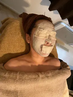 たるみ、むくみ、エイジングケアして➖１０才肌を目指す小顔フェイシャルエステ