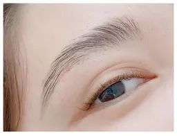 🖤ハリウッドブロウリフト