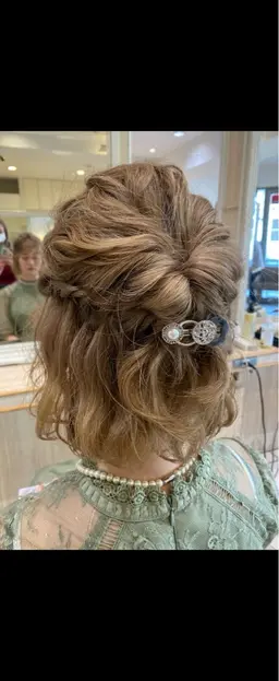ヘアセット（結婚式やお呼ばれetc…）