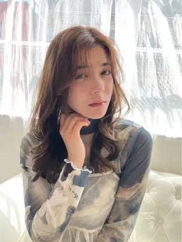 カット　根元カラー