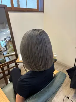 🕊艶カラー➕ブリーチ