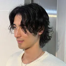 【10代~30代男性/無料モデル】カット＋メンズパーマ（酵素処理付）/男くさくなり過ぎない上品で色気ある雰囲気に◎