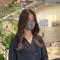 🤍 インナーブリーチ + 全体カラー