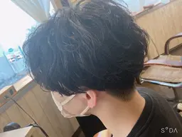メンズカット+パーマ+前処理トリートメント ￥7000