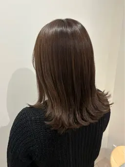 《ブリーチなしで叶える》透明感ダブルカラー＋集中トリートメント¥19,500