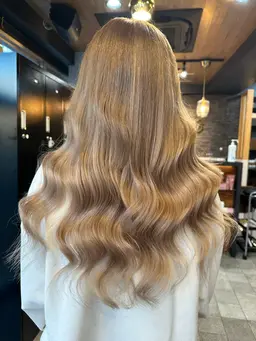 💛カット＋ケアブリーチカラー＋トリートメント💛