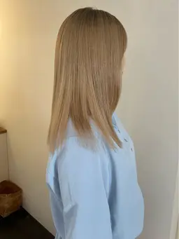 ⛳️20代限定⛳️カット+ケアブリーチ+透明感カラー⛳️