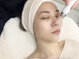 【毛穴汚れが気になる方に】ハイドラフェイシャル💎トルネード毛穴洗浄x抗酸化美容液導入🎵