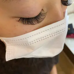 🖤ふさふさボリュームラッシュ400本コース