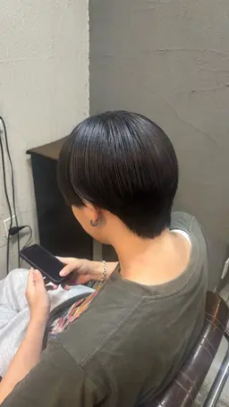 マッシュカットモデル