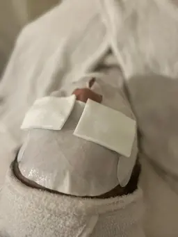 成人式や大事なご予定前にオススメ❤️ツヤツヤ✨アドバンスコース➕オーセントマスク➕今だけスペシャルケア付き