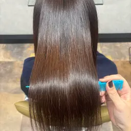 うねり撃退🫧✨カット+髪質改善ストレート+ケアトリートメント🫧癖毛、広がりが気になる方◎