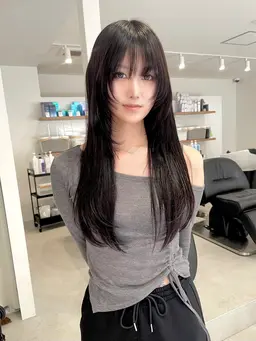 U24学割クーポン✨カット+カラー¥8,800→¥4,400 ミニモ学割 暖色カラー 韓国風