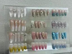[ハンド]大人可愛い定額ネイル 【初来店・来店2回目】 12種類¥6500 3回以降＋800円