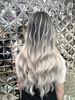 ☆ダメージなしで可愛く☆【超人気スタイル】バレイヤージュ60本♪