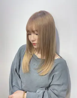 ‎🤍ブリーチ+艶カラー+カクテルトリートメント‎🤍