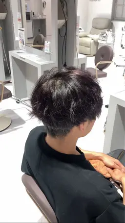 【限定モデルメニュー‼️】ハイライト＋カラー🔥(ケアブリーチ🩵)