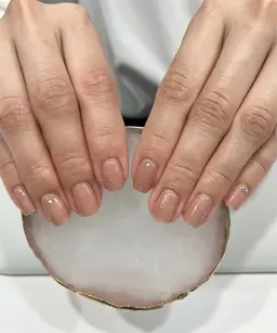 オフなしハンドワンカラー🩵ストーン4個付き