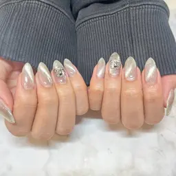 🔹￥4400🔹マグネットnailワンカラー🔹マグネットカラー追加OK💓ワンポイント追加OK❇ネイルモデル❇