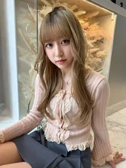 🦋💫11月限定💓💓💓透明感ブリーチカラー🦋💫1stepトリートメント付❕埋まり次第受付終了❕