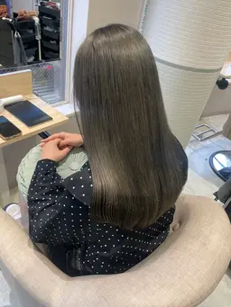 ダメージレス✨ケアブリーチWカラー+小顔カット✂️