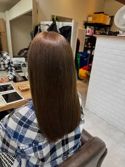 💎毛先カット＋プラチナトリートメント💎平日19時～【鎖骨下の長さの方限定】