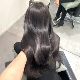 人気No.1🩶艶color➕高保湿treatment♡