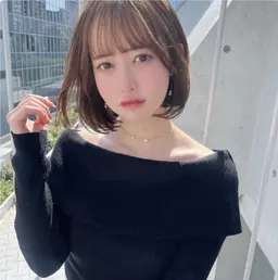 【大人気❣️透明感カラー】💎ワンカラー+髪質改善トリートメント💎 炭酸スパ&コテ巻き仕上げ付き!🤍