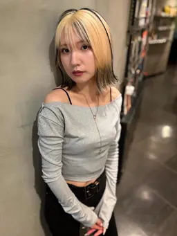 ✂︎ 【初回、2回目の方】トリプルカラー(ケアブリーチ2回+カラー) +2stepトリートメント(ミニモ学割あり)