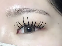 《&healthy》フラットラッシュ１２０本まで➕まつ毛パーマ（他店オフ込み）